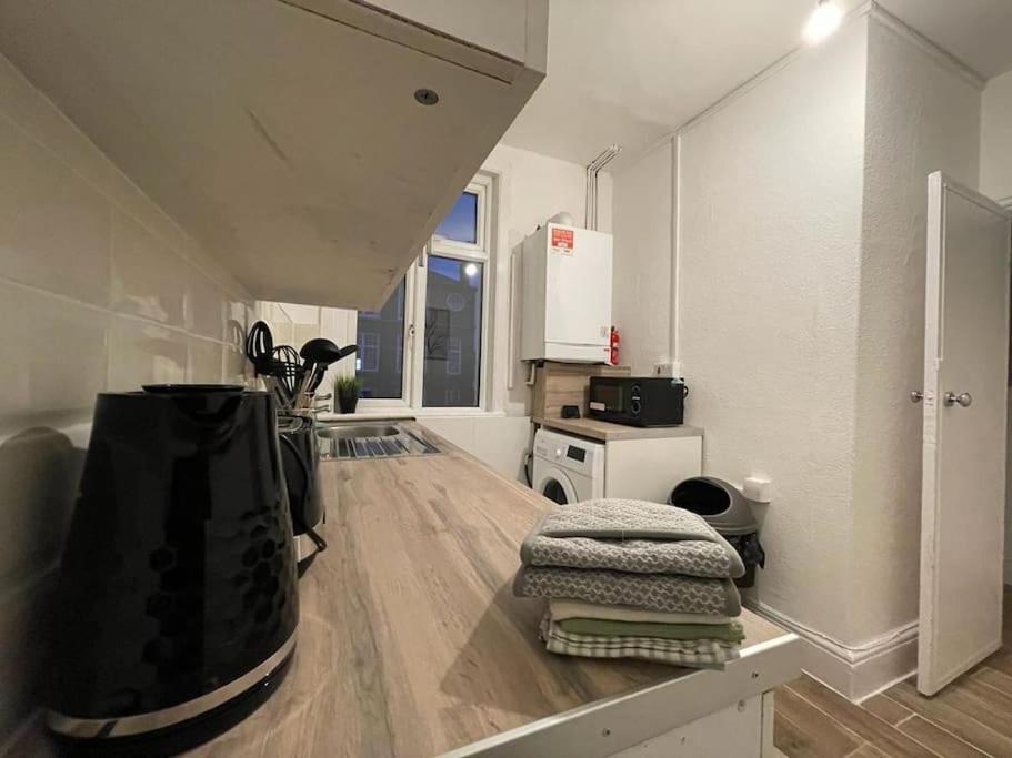 Beautiful 2 Bedroom On Tower Bridge 伦敦 外观 照片