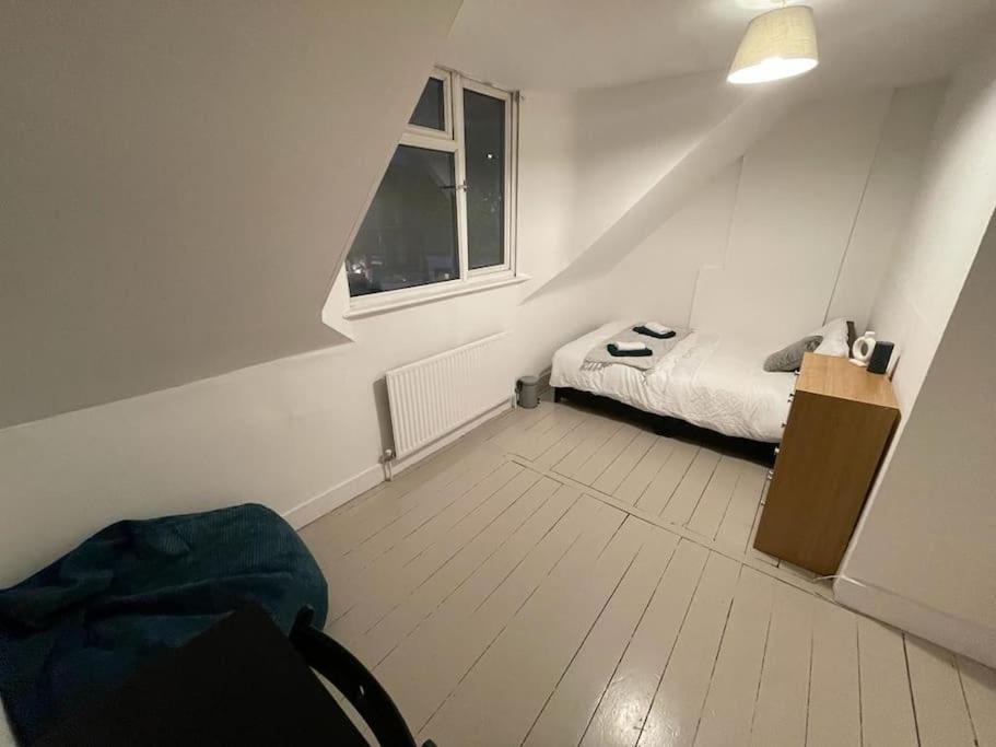 Beautiful 2 Bedroom On Tower Bridge 伦敦 外观 照片