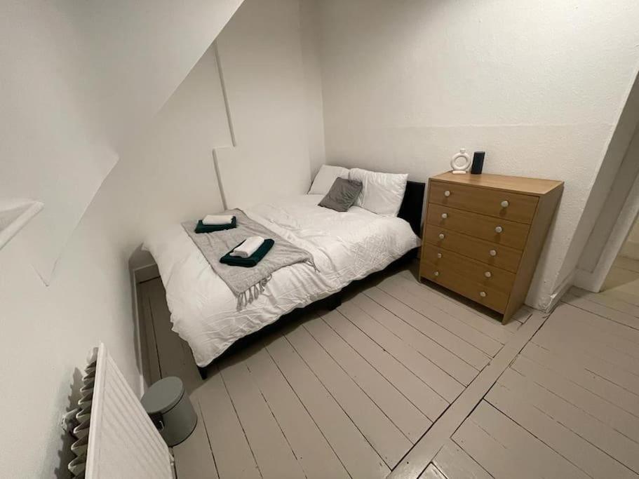 Beautiful 2 Bedroom On Tower Bridge 伦敦 外观 照片